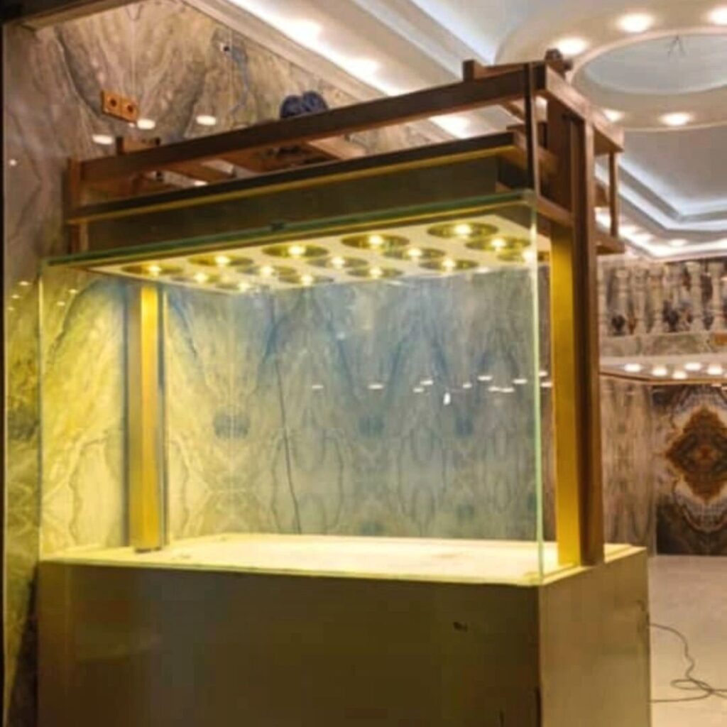 گاو صندوق اسانسوری